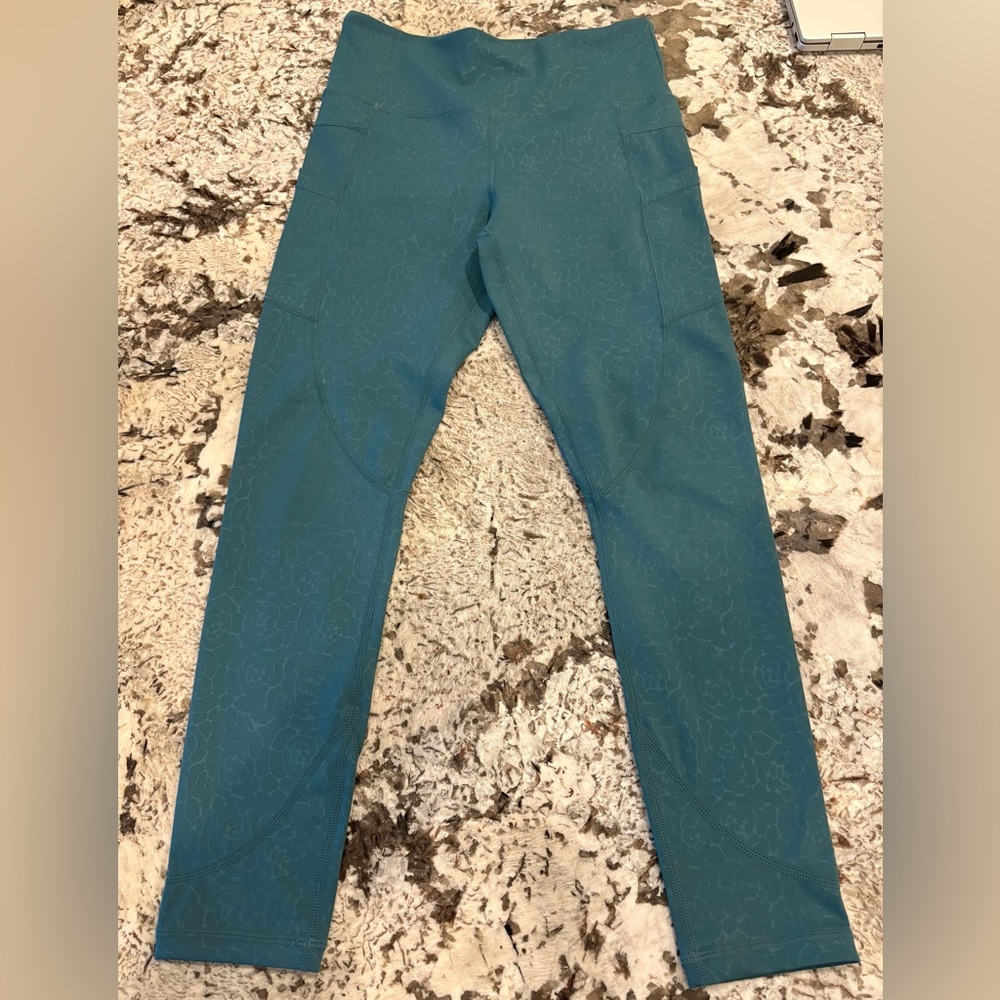 Zyia Active Dark Teal Floral Light & Tight 7/8 Leggings with Pockets